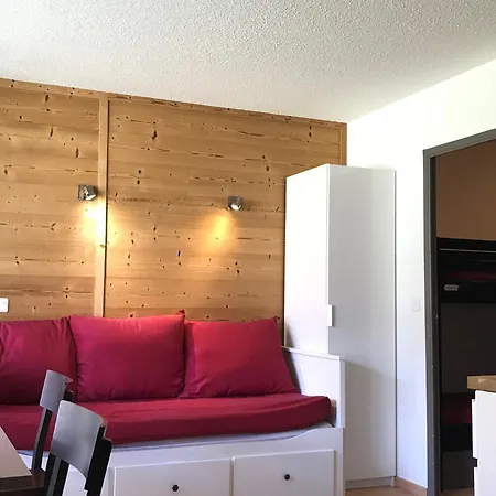 Rénové Proche Des Pistes Et Commerces Avec Balcon Sud, Parking Gratuit Et Casier à Skis - Fr-1-181-2468 Appartamento La Plagne