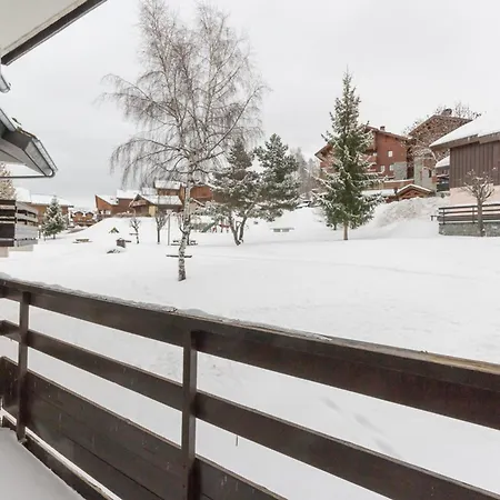 5 Personnes Rénové, Proche Pistes Et Commerces, Balcon Sud, Parking Inclus - Fr-1-181-2468 *